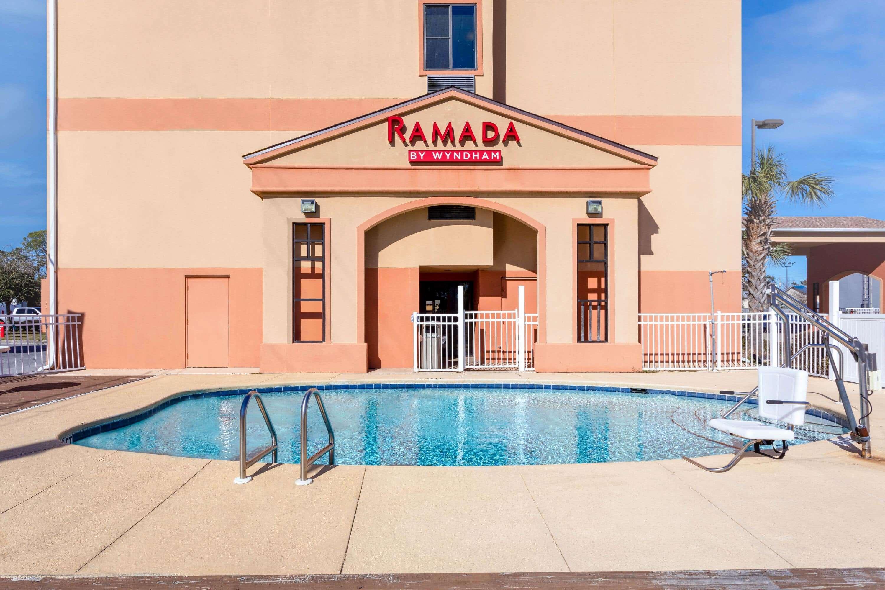 รามาดา บาย วินด์แฮม ปานามาซิตี้ Hotel ภายนอก รูปภาพ